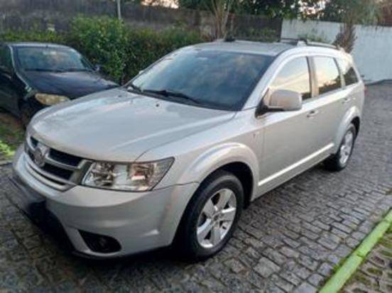 FIAT FREEMONT 2.4 PRECISION 16V GASOLINA 4P AUTOMÁTICO